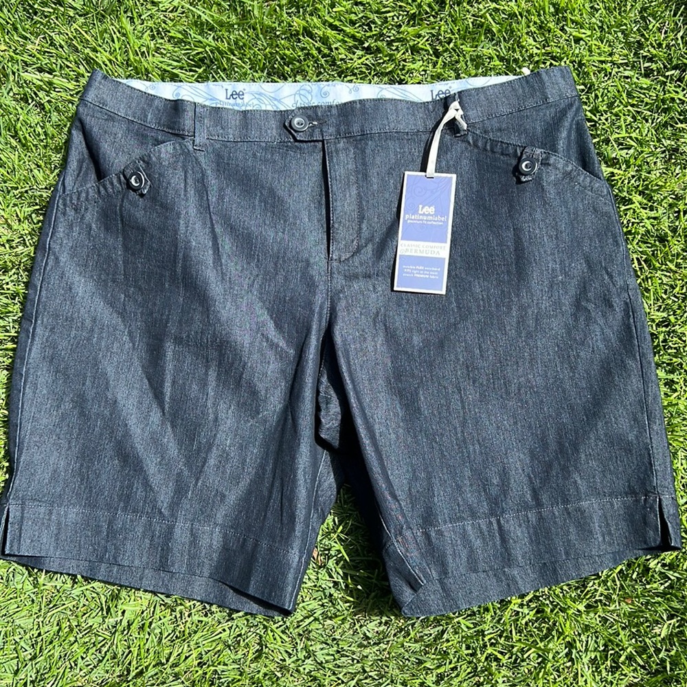 Lee Bermuda Shorts